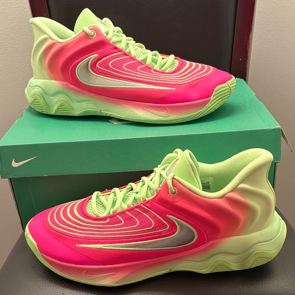 New Men’s Nike Giannis Immortality 4 Neon Pink & Lime Green Sneakers Size 11 1/2